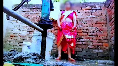 Desi lady demonstrating tight slit viral mms