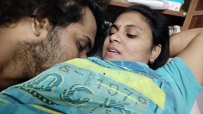 scorching Mallu wife Cheats with lover While husband is Away
